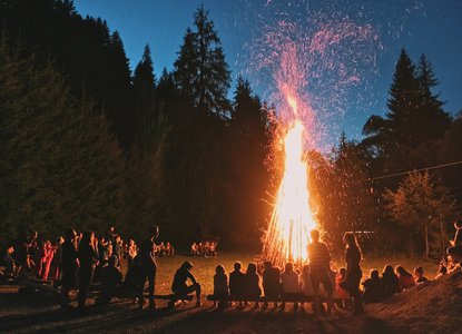 bonfire_night.jpg