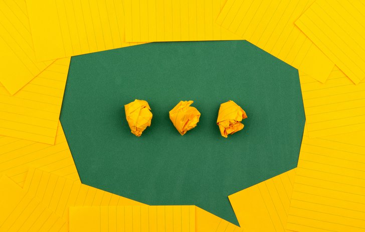 Communication speech bubble